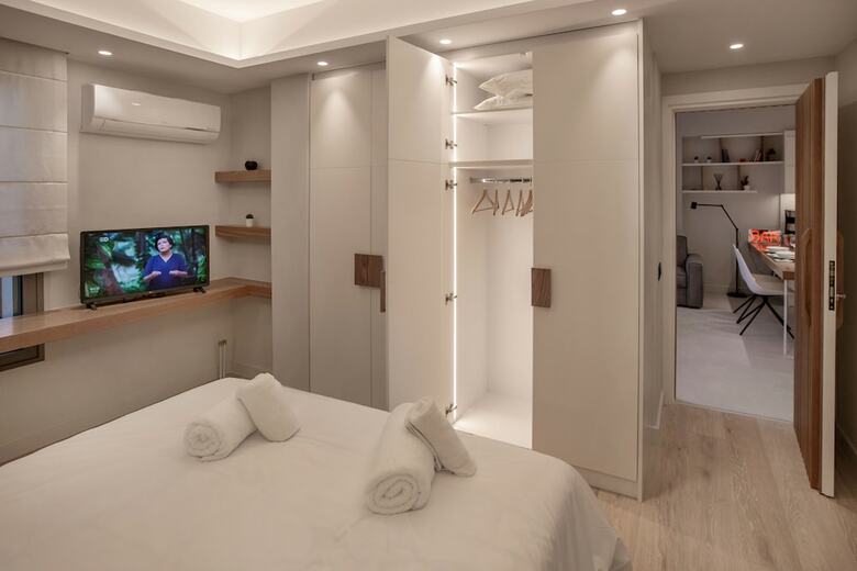 Apartamentos Acropolis Golden Suites By Ghh