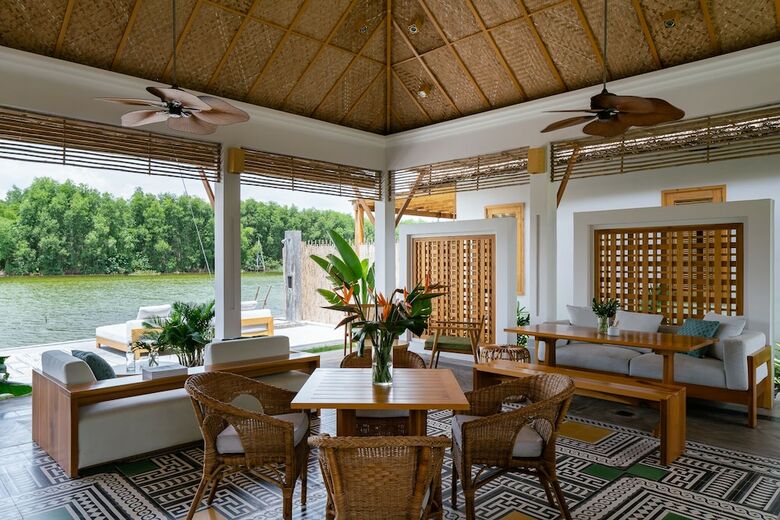 Hostal Chibu Riverside Cottages And Dorm