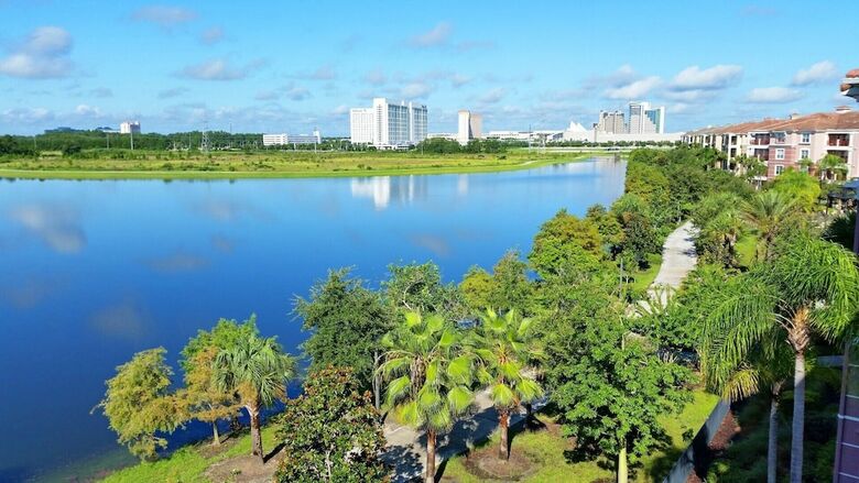 Apartamentos 4804 Cayview Ave #105