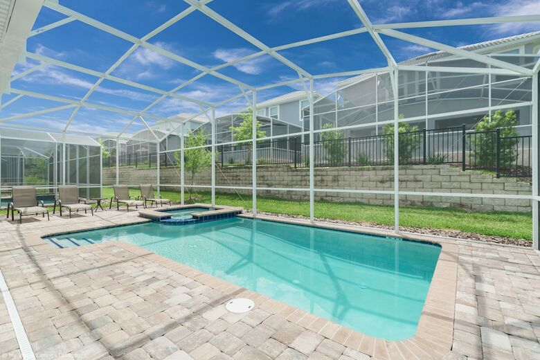 Villa 1574 Plunker Drive
