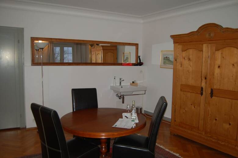 Hotel & Restaurant Schloss Schwandegg