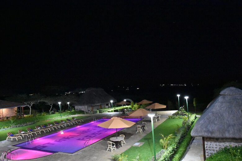 Hotel Starling Bird Resort