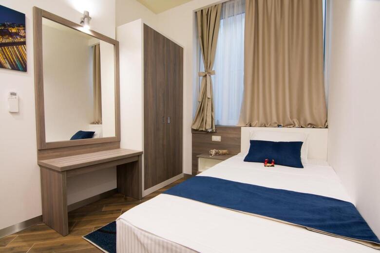 Hotel Omia