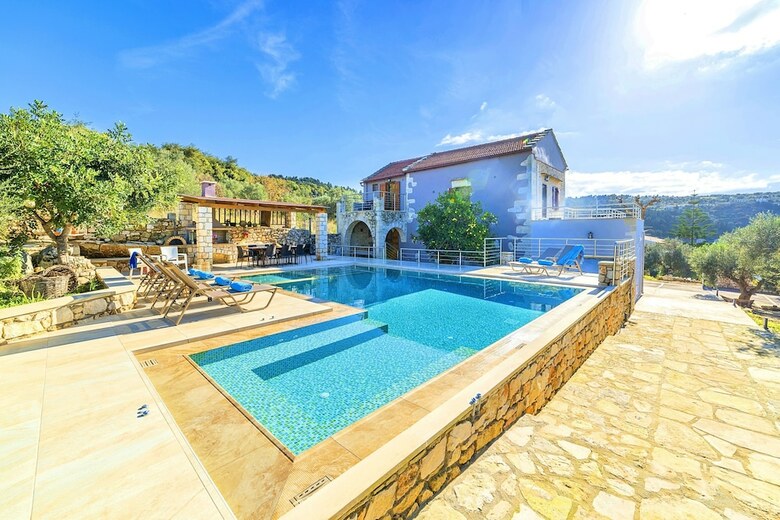 Cretan Lux Villa Heated Pool