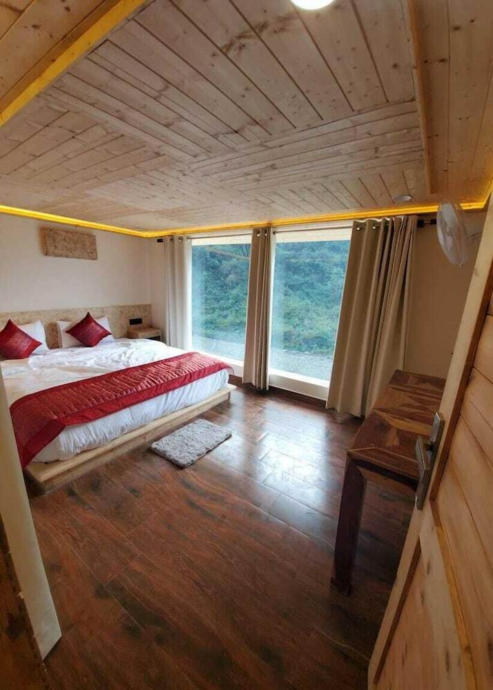 Seven Hills Hotels And Resorts