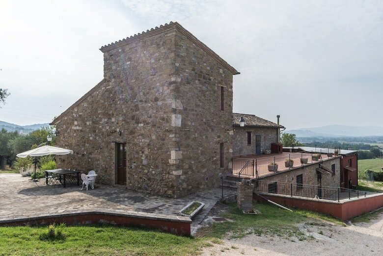 Agroturismo Agriturismo Le Case Rosse Di Montebuono