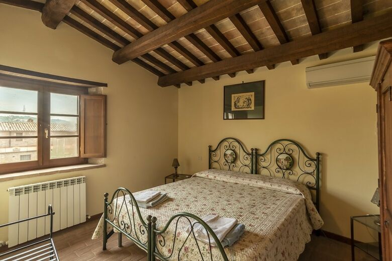 Agroturismo Agriturismo Le Case Rosse Di Montebuono