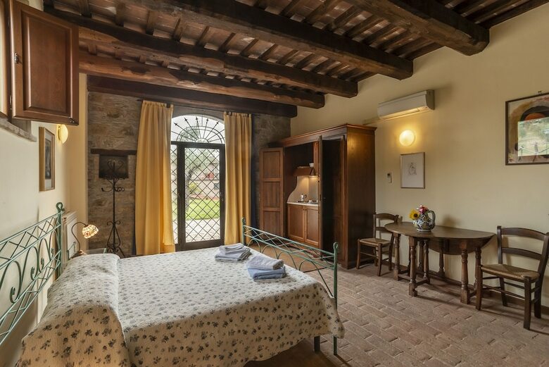 Agroturismo Agriturismo Le Case Rosse Di Montebuono