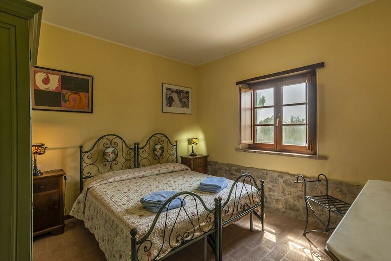 Agroturismo Agriturismo Le Case Rosse Di Montebuono