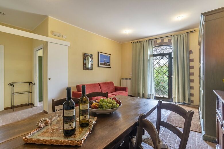 Agroturismo Agriturismo Le Case Rosse Di Montebuono
