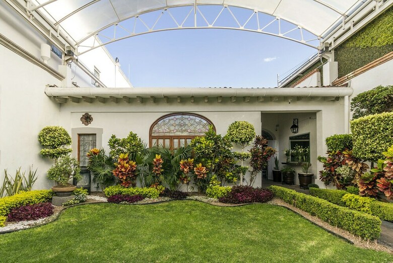 Hotel Dos Patios By Latour