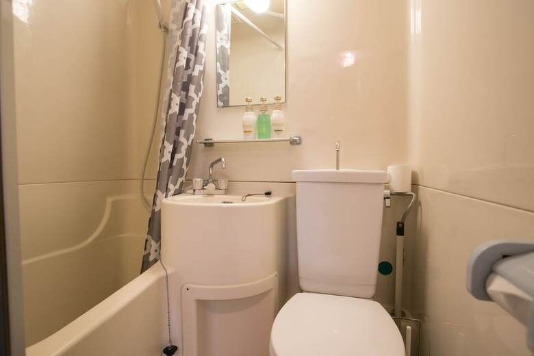 Nakasu Apartment