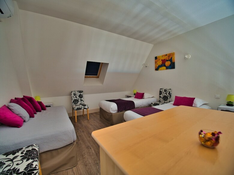 Hotel L'oustal de V�zac