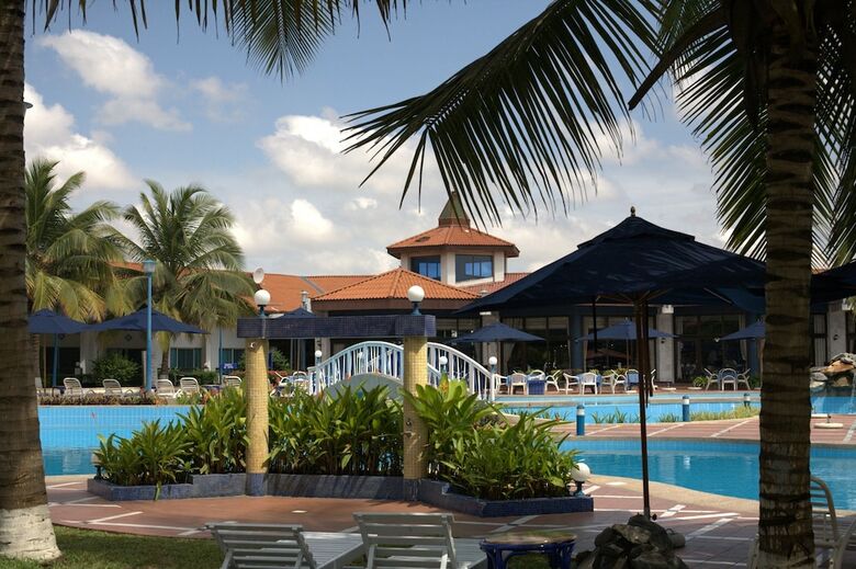 La Palm Royal Beach Hotel