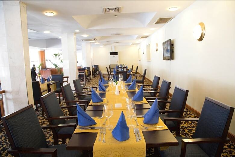 La Palm Royal Beach Hotel