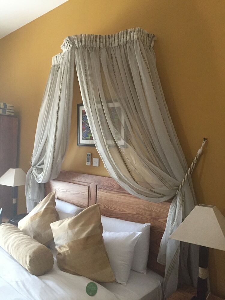 La Palm Royal Beach Hotel