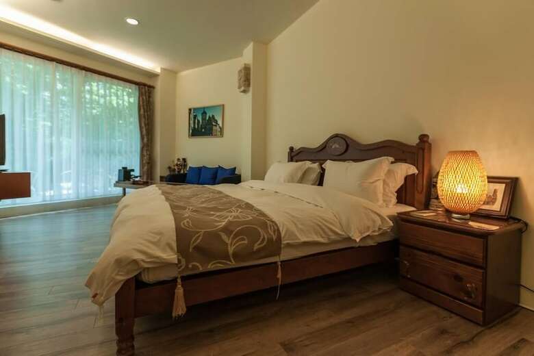 Tree Lake B&B