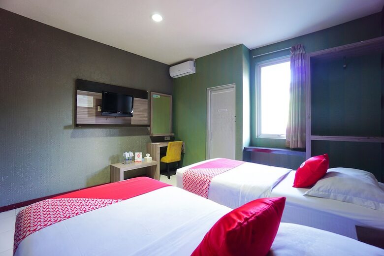 Oyo 2526 Hotel D'komo