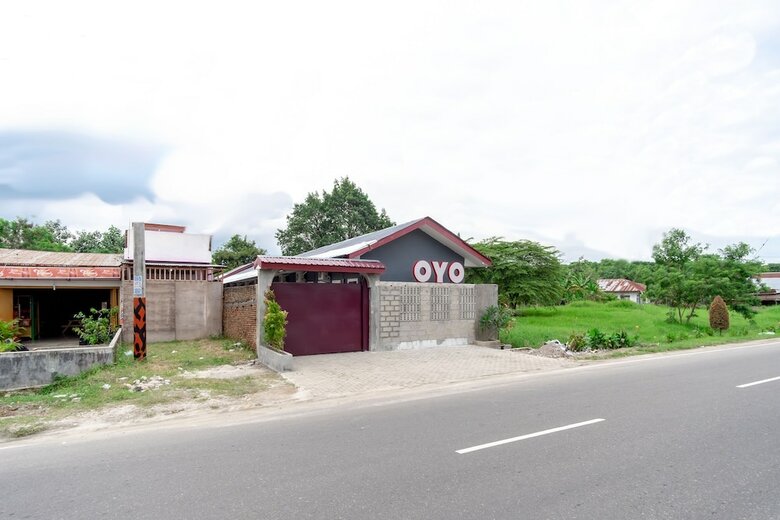 Hotel Oyo 2397 Umbu Residence