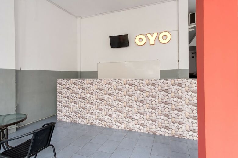 Hotel Oyo 2397 Umbu Residence