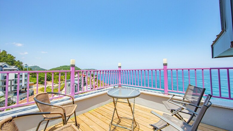 Blue Sea Pension