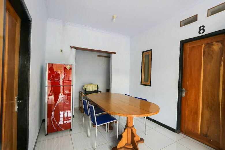 Hostal Spot On 2497 Pesona Guest House