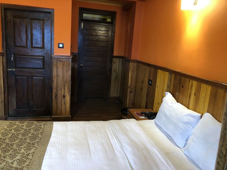 The Rope By Swifthill Hotels And Resorts