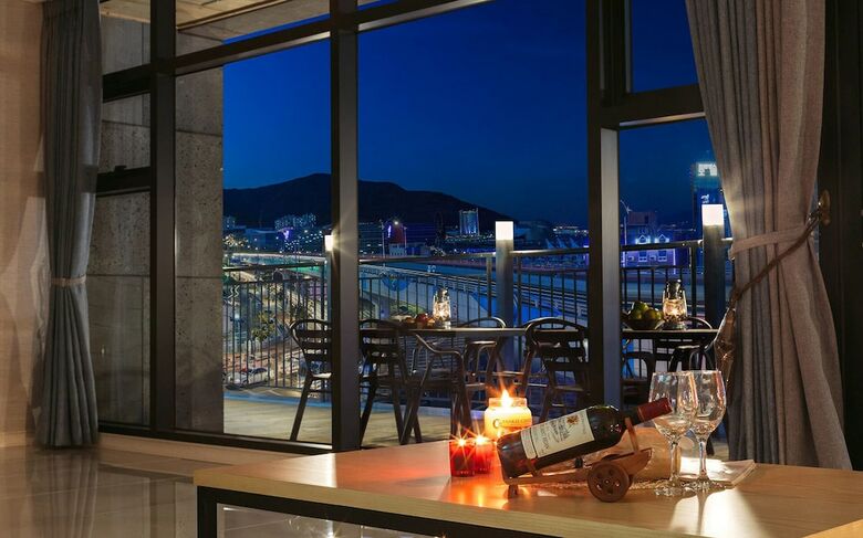 Yeosu Paradise Spa Pension