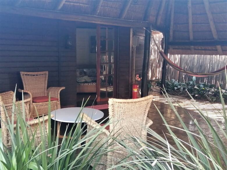 Bed & Breakfast Ikamu's Lodge