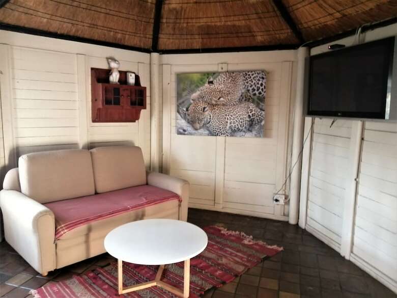 Bed & Breakfast Ikamu's Lodge
