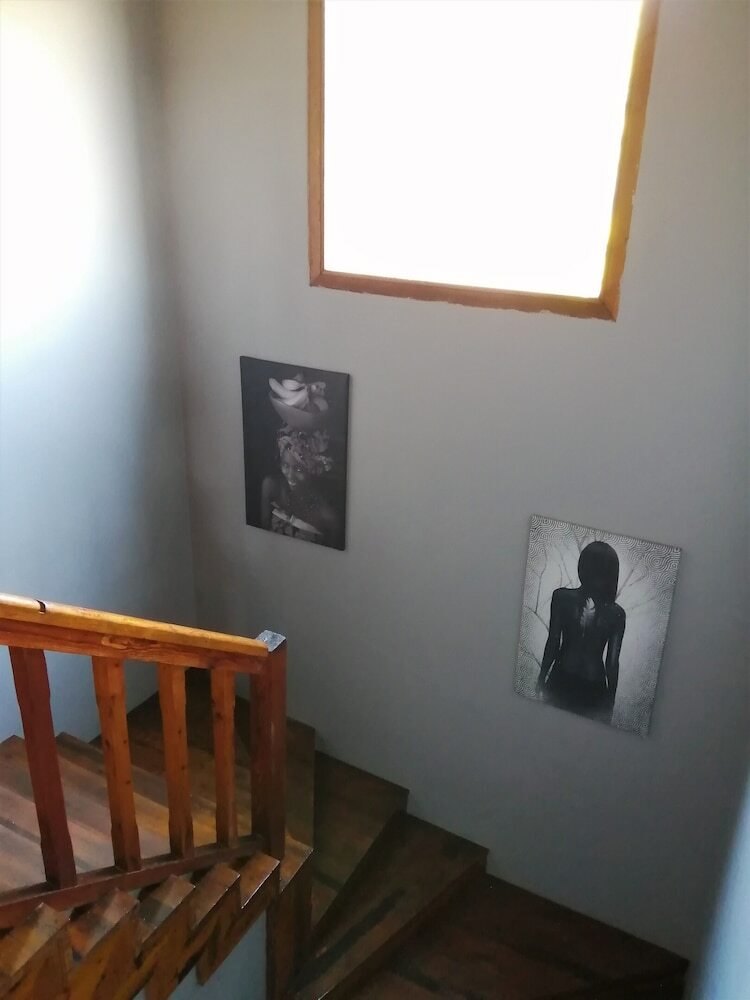 Bed & Breakfast Ikamu's Lodge