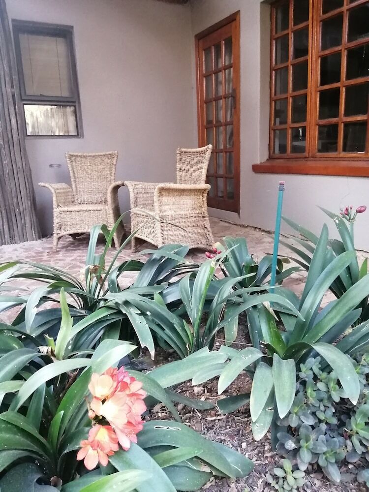 Bed & Breakfast Ikamu's Lodge