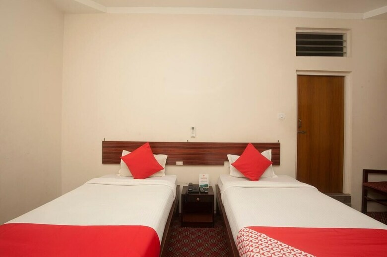Oyo 767 Hotel Eastern Star Pvt Ltd