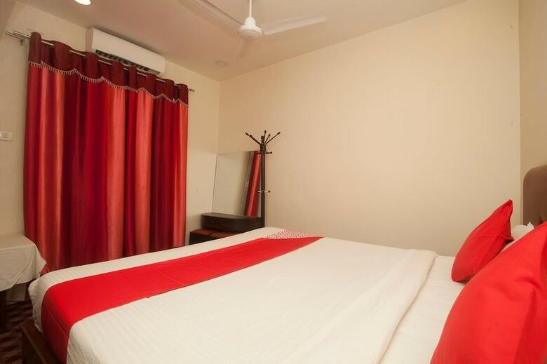 Oyo 767 Hotel Eastern Star Pvt Ltd