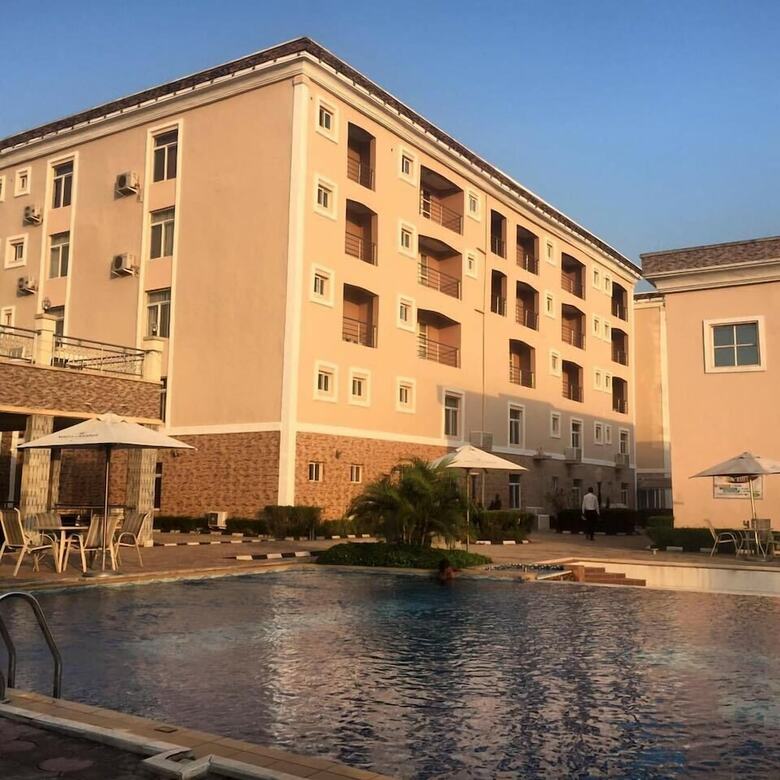 Randekhi Royal Hotel - Gold Wing