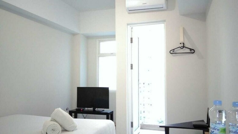 Hotel Dipro At The Springlake Summarecon