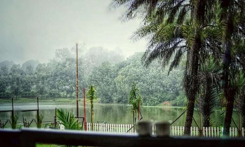 Hotel Khalsa Lake View Resort