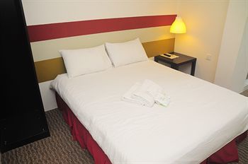 D'olive Hotel