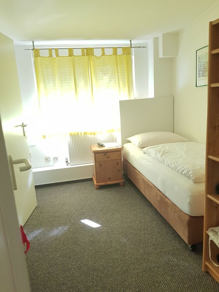 Hotel - Pension - Weller
