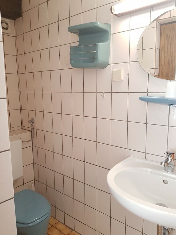 Hotel - Pension - Weller