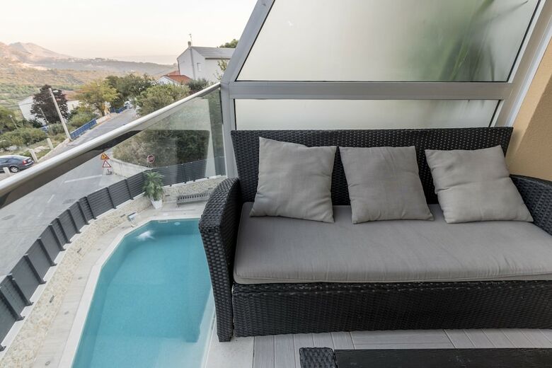 Apartamentos Luxury Suites