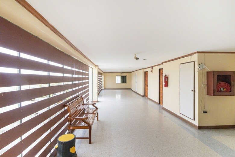 Oyo 702 Chaiyaphruk Grand Hotel