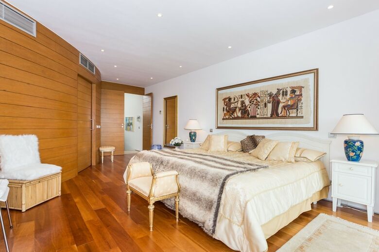 Atlantic Apartment