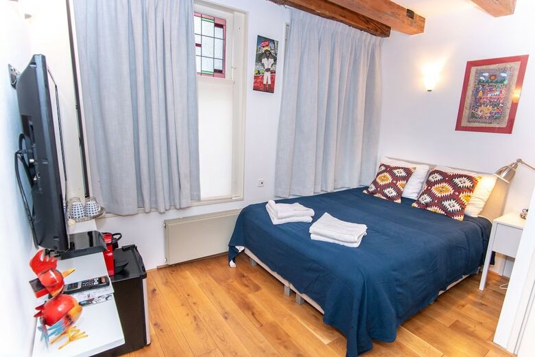Hotel Mercedesbnb Amsterdam