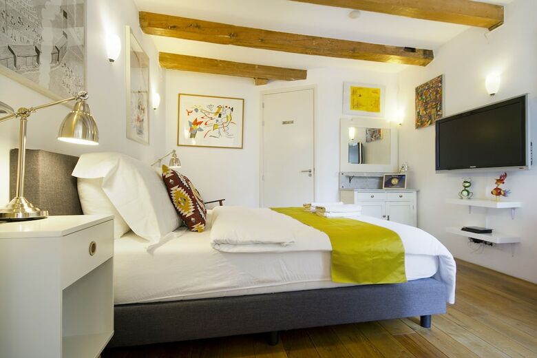 Hotel Mercedesbnb Amsterdam