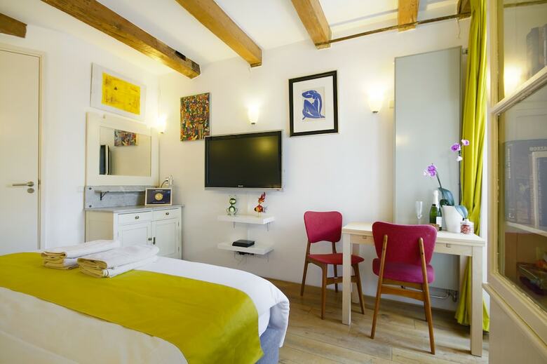 Hotel Mercedesbnb Amsterdam