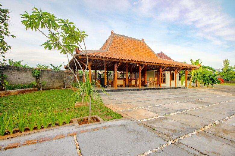 Hotel Griya Birowo Syariah