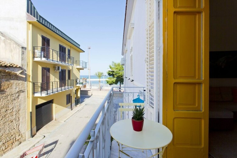 Le Luminarie - Creative Residence