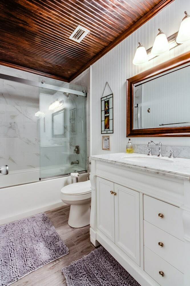 182 Cathy Place By Forehand Rentals