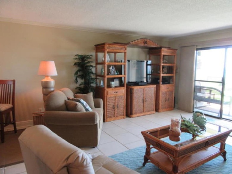 Hotel Mariner East Beach Resort Unit: 108 By Forehand Rentals
